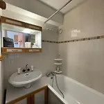 Beautiful Cozy And Quiet - 4 People Lägenhet Huez
